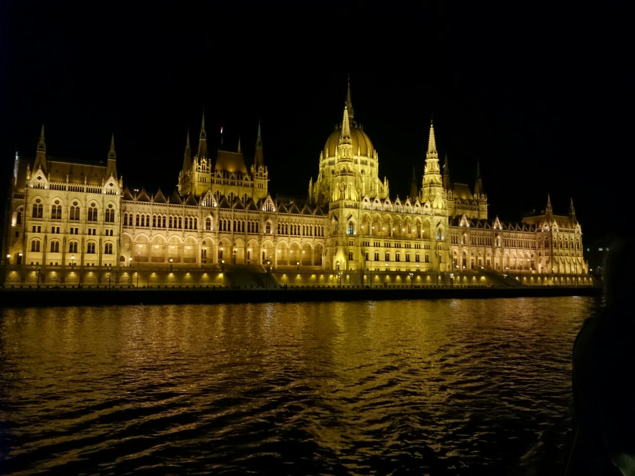 86A04687-4D2F-4376-B905-6BDA65F38E32